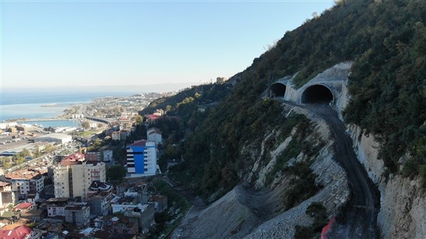 Türkiye'nin en maliyetli şehir içi yolu Trabzon'da 4