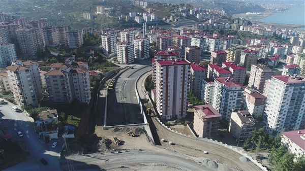 Türkiye'nin en maliyetli şehir içi yolu Trabzon'da 15