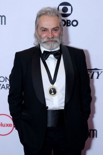 Haluk Bilginer Uluslararası Emmy Ödülleri'nde 'En İyi Erkek Oyuncu' ödülünü kazandı 2