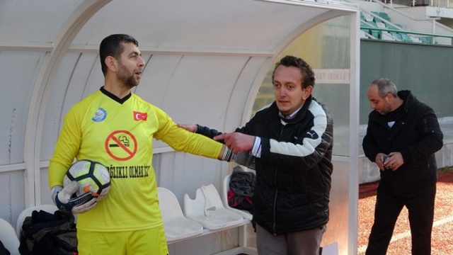 Trabzon'daki bu teknik direktör diğerlerinden çok farklı 2