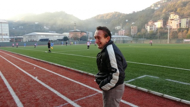 Trabzon'daki bu teknik direktör diğerlerinden çok farklı 14