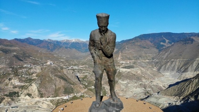 En büyük Atatürk heykeli müze oluyor 7