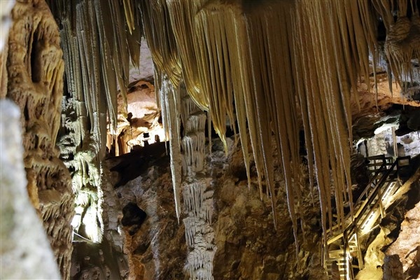 Gümüşhane'deki yer altı mağarasını 120 bin kişi ziyaret etti 6