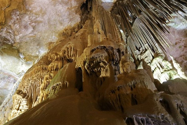 Gümüşhane'deki yer altı mağarasını 120 bin kişi ziyaret etti 3