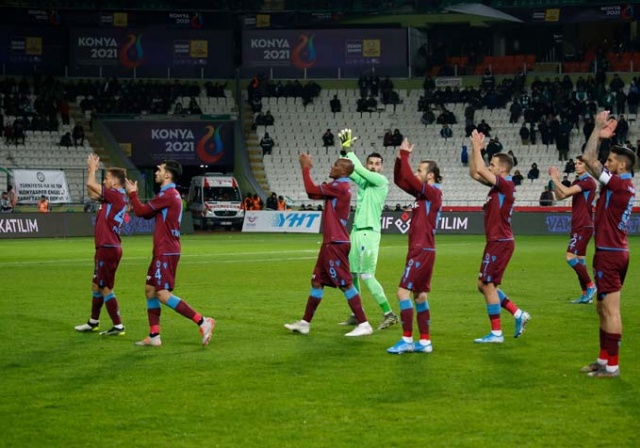 Konyaspor Trabzonspor maçında neler oldu? 25
