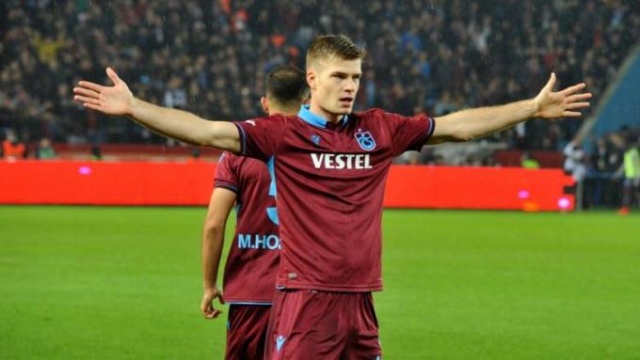 Trabzonspor'u Sörloth taşıyor 7