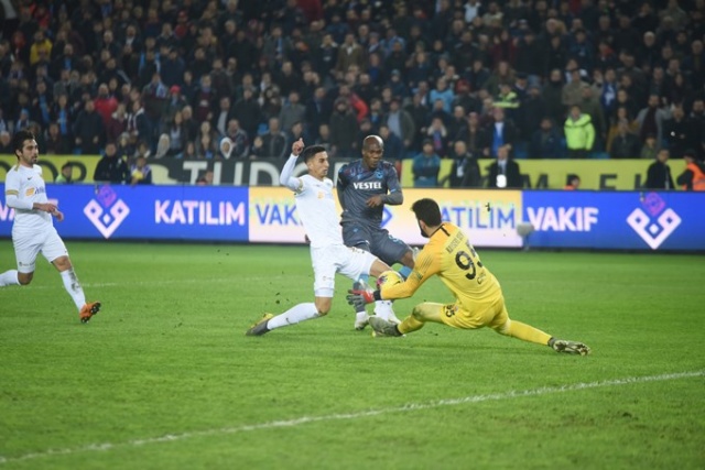 Trabzonspor sahasında Kayserispor ile karşılaştı. 28 Aralık 2018 72