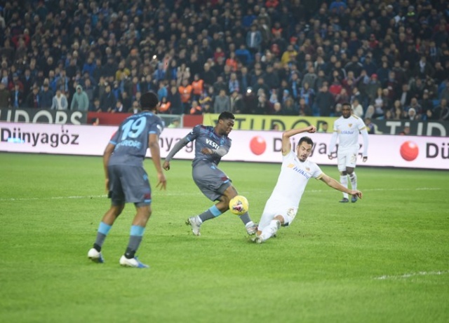 Trabzonspor sahasında Kayserispor ile karşılaştı. 28 Aralık 2018 74