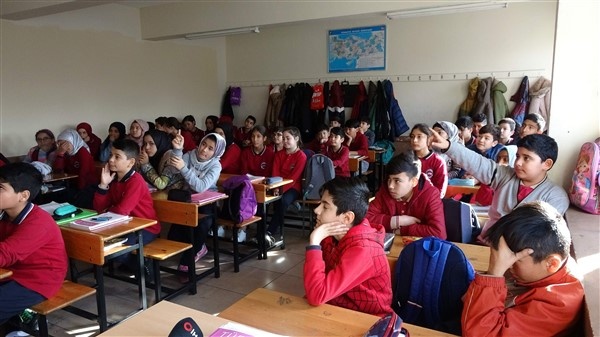 Trabzon'da Birleşmiş Milletler gibi okul 6
