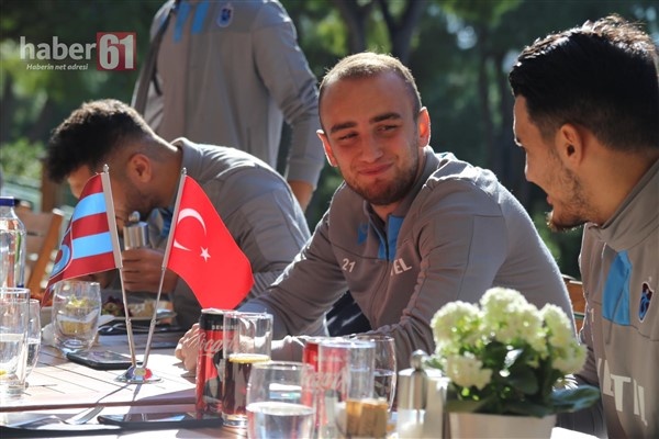 Trabzonsporlu futbolcular böyle stres attı 7
