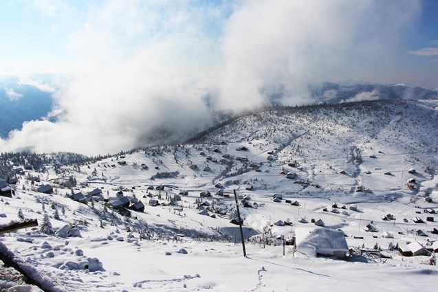 Trabzon yaylalarında kar manzaraları 9