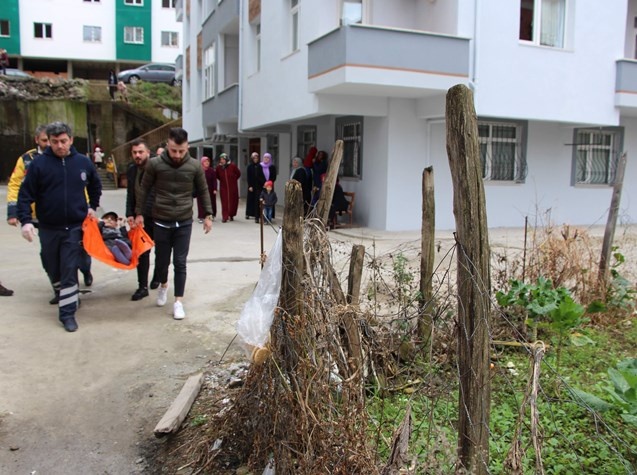 Trabzon'da bu bina sahipleri hapishane hayatı yaşıyor 9