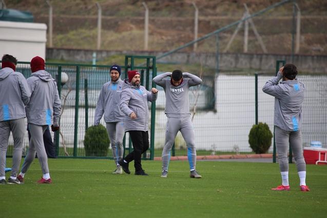 Trabzonspor Denizlispor maçına hazırlanıyor 11