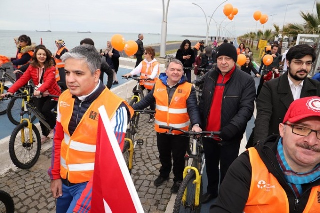 Trabzon’da kansere karşı pedal çevirdiler 3