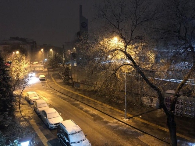 Ankaralılar güne kar yağışıyla uyandı! 9