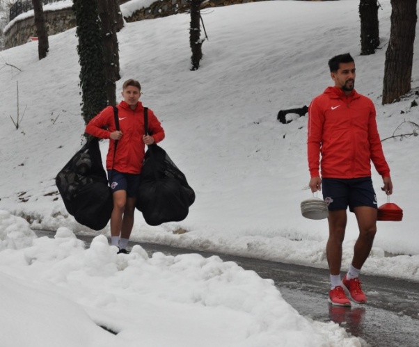 Sahalar karla kaplanınca Hekimoğlu Trabzon orada çalıştı 6