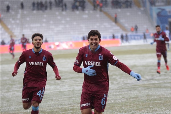 Erzurumspor - Trabzonspor maçından kareler 8