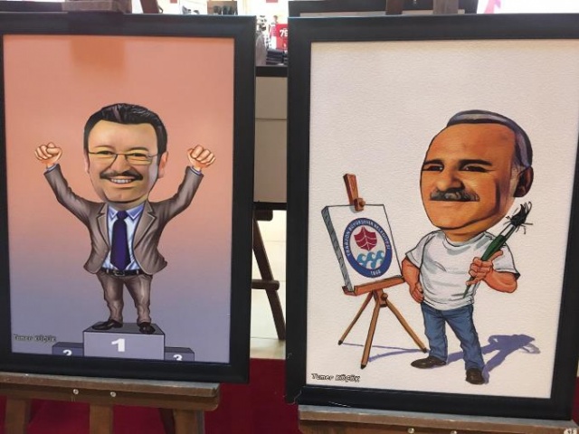 Trabzonlu ünlü karikatürist sergi açtı. 2