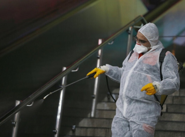 Başkentte metro ve Ankaray istasyonlarında "virüs" temizliği 1