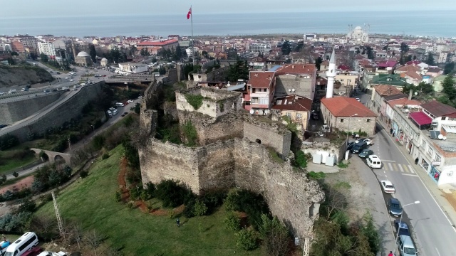 Trabzon kalesi yok olma tehditi altında 3