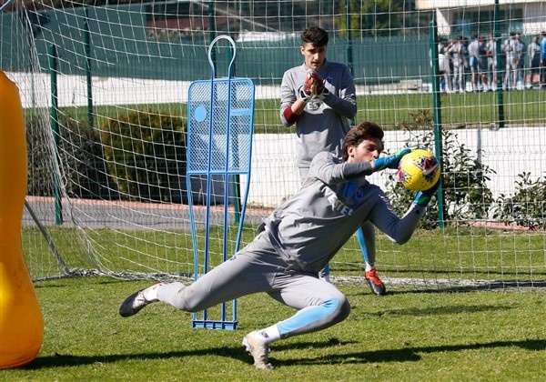 Trabzonspor, Gaziantep hazırlıklarına ara vermeden başladı 16