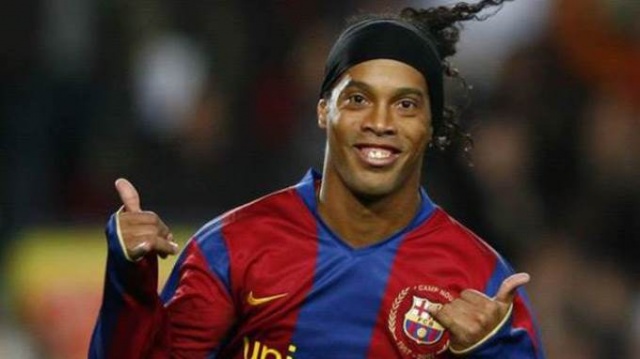 Efsane futbolcu Ronaldinho tutuklandı 1