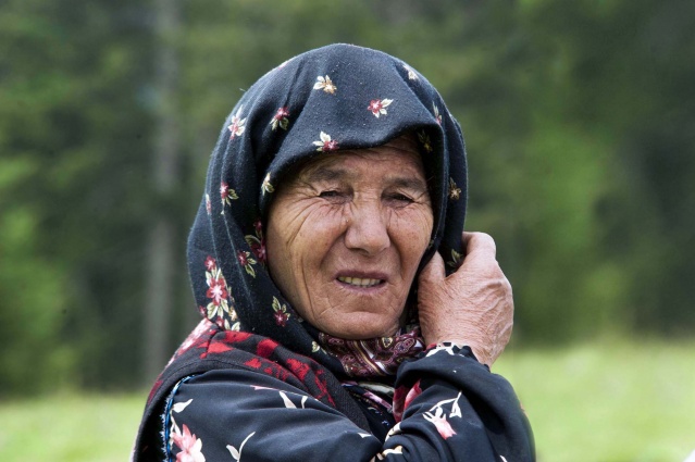 Karadeniz kadınları işe koyuldu 3