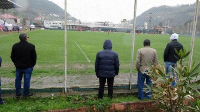 Stada giremeyen Trabzonlu taraftarlar çözümü böyle buldu 7