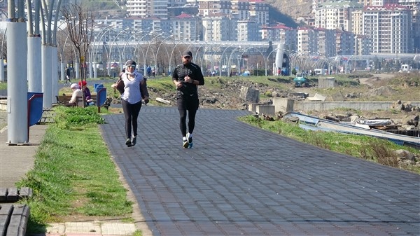 Trabzon'da Koronavirüs önlemlerini dikkate aldı 3