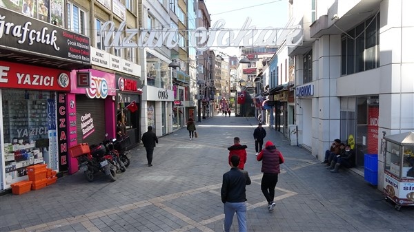 Trabzon'da Koronavirüs önlemlerini dikkate aldı 8
