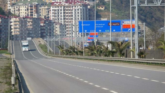 Trabzon sokağa çıkma yasağı ile sessizliğe büründü. 10