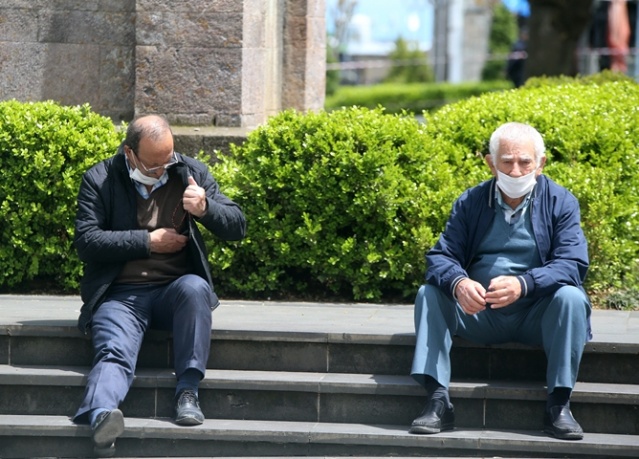 Trabzon'da 65 yaş üstü vatandaşlar nefes aldı 5