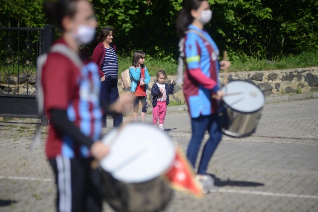 Trabzon'da her yaştan mezun bir araya geldi bando takımı kurdu 5