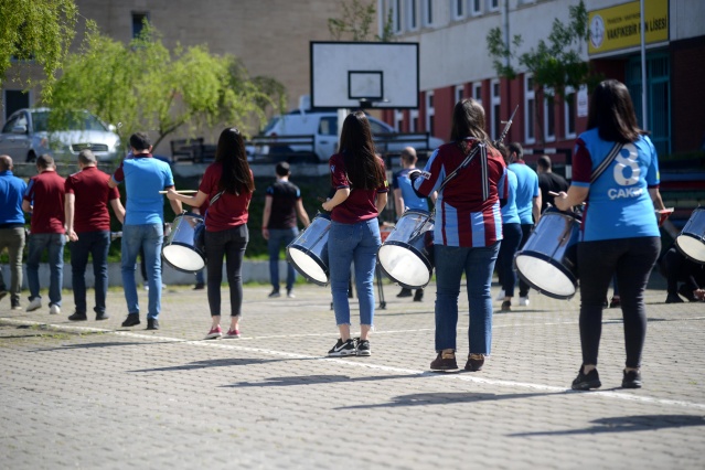 Trabzon'da her yaştan mezun bir araya geldi bando takımı kurdu 11