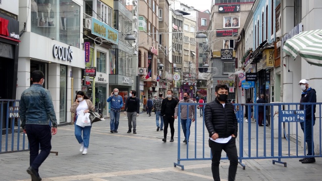 Trabzon'da sosyal mesafe ihlali sürüyor 4