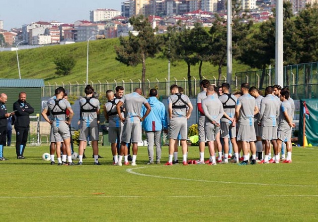 Trabzonspor dayanıklılık çalışmasıyla günü tamamladı 16