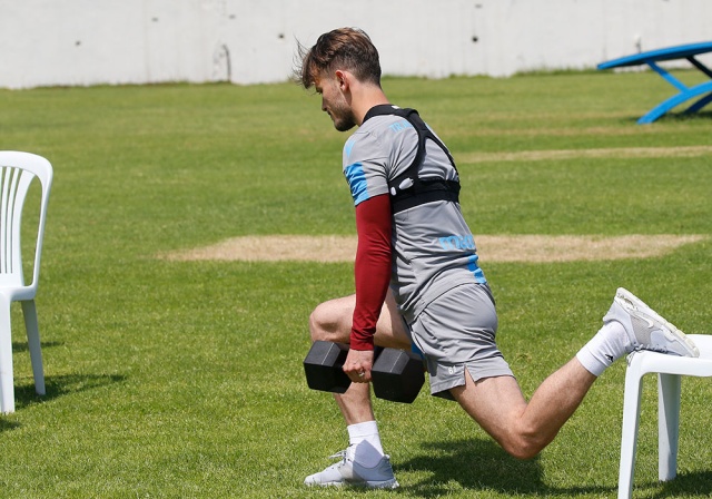 Trabzonspor günü çift antrenmanla tamamladı. 20 Mayıs 2020 24