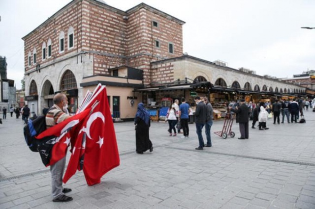 Bayram alışverişi yapacaklar dikkat! Yarın saat 17:00 son 12