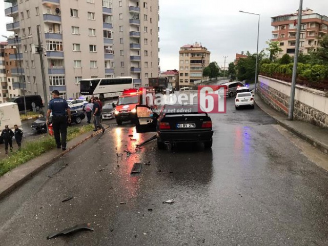 Trabzon'da kaza, servis aracı devrildi 5