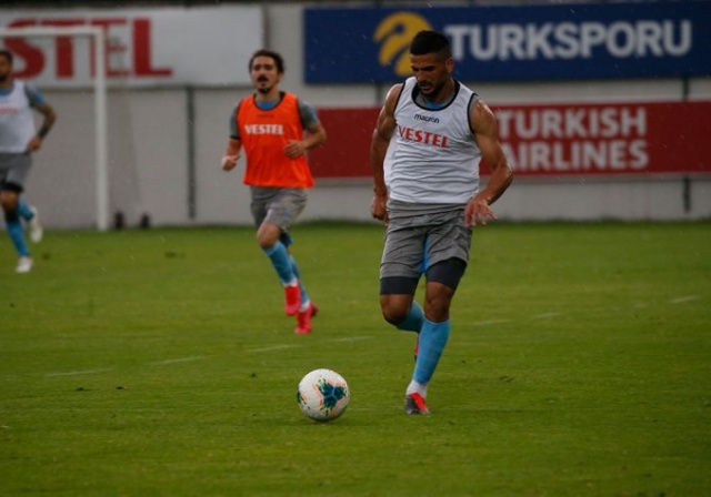 Trabzonspor'da idmanlar sürüyor 9