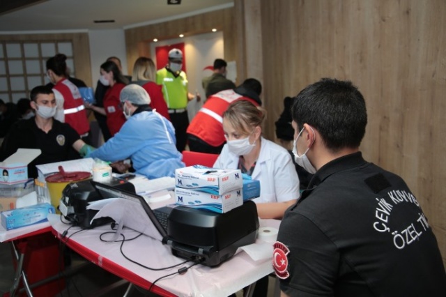 Trabzon Emniyeti'nden kan bağışı 2