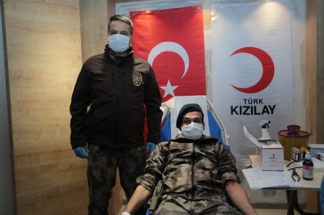 Trabzon Emniyeti'nden kan bağışı 21