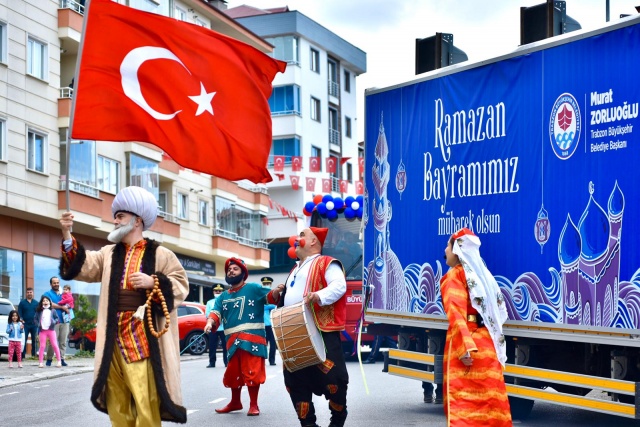 Trabzon'da bayram sürprizi, telefonu alan cama koştu 8