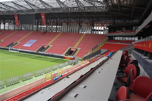 Trabzonspor maçı için stadı böyle hazırladılar 13