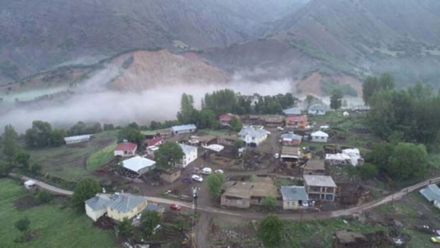 Bingöl'deki deprem sonrası yeni görüntüler ortaya çıktı 5