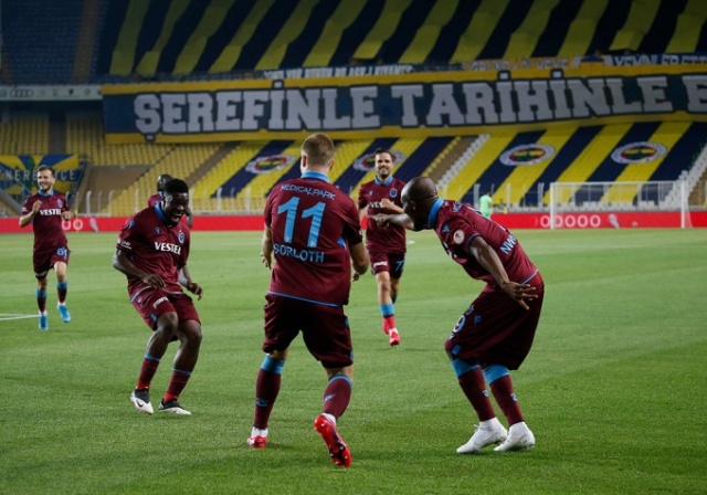 Erman Özgür Trabzonspor'un şifresini verdi: Tansiyon yükseltmeden oynuyorlar. Foto Haber. 7