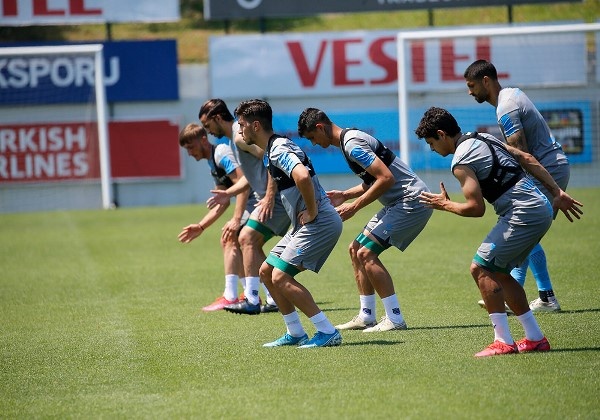 Trabzonspor Alanyaspor maçı hazırlıklarına başladı 21