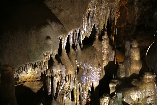 Karaca Mağarası ziyaretçi akınına uğruyor 6