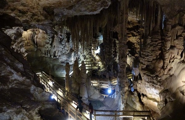 Karaca Mağarası ziyaretçi akınına uğruyor 11