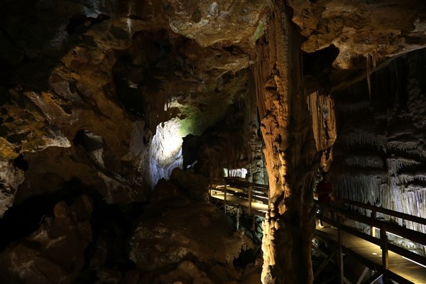 Karaca Mağarası ziyaretçi akınına uğruyor 10